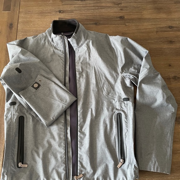 Wind breaker, water resistant jacket - Picture 5 of 7